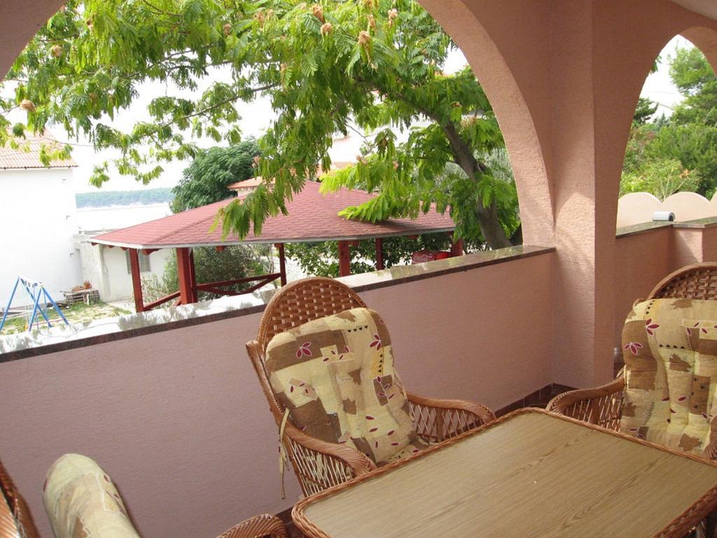 Apartments Stengl Barbat na Rabu Стая снимка