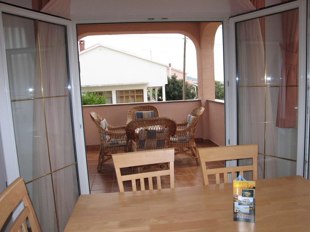 Apartments Stengl Barbat na Rabu Екстериор снимка